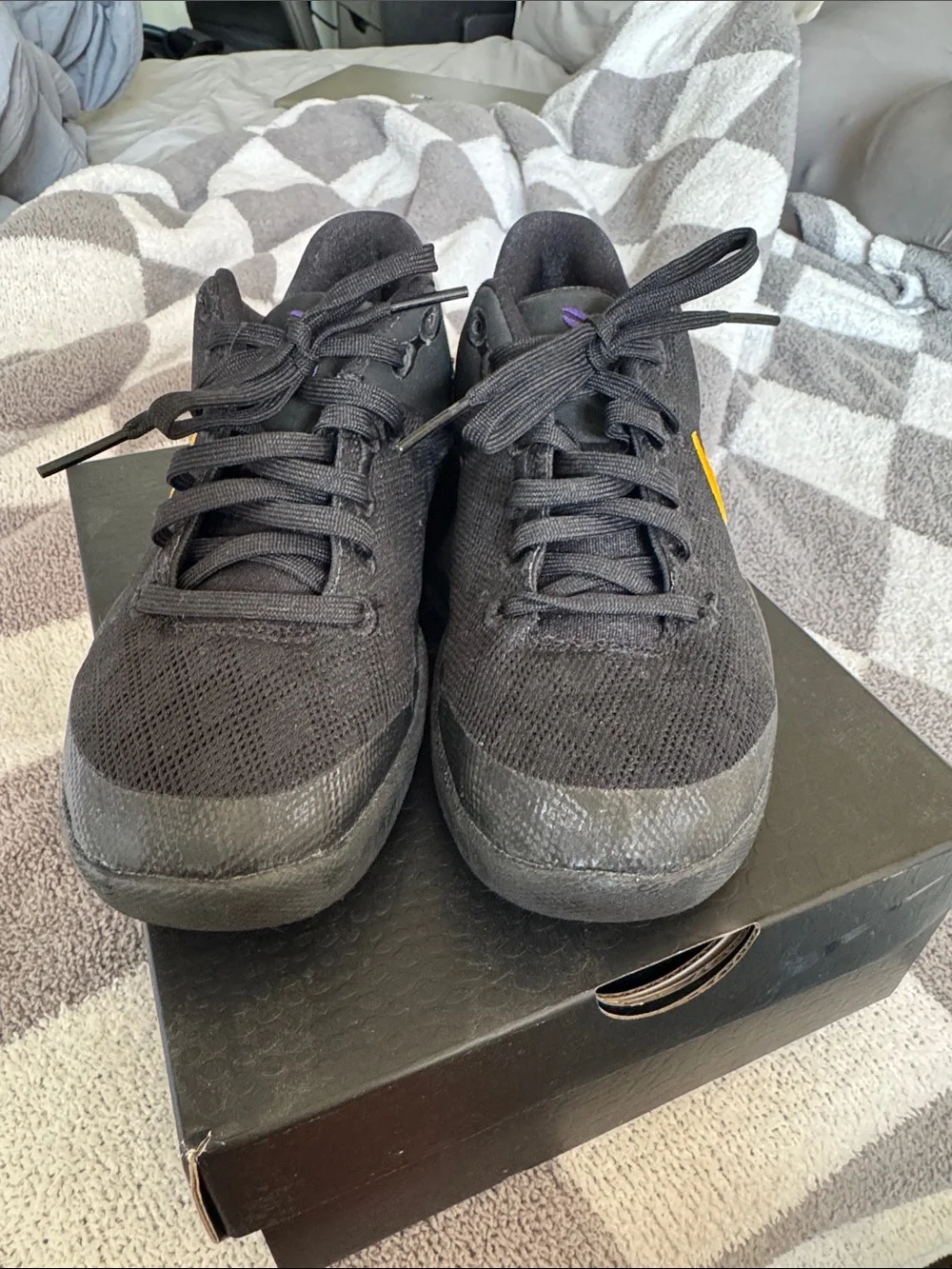 Kobe VIII LIKE NEW
